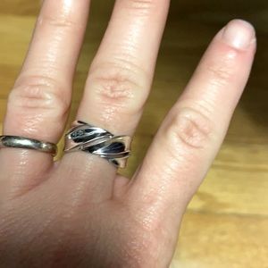 14k white gold ring